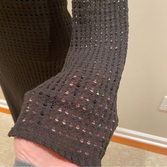 Zara NWT black open weave V-neck midi dress long sleeve gold accents size XS - Picture 7 of 15